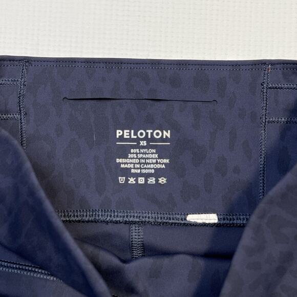 Peloton Leggings Womens XS Blue Cheetah Print Move Mission Yoga Athleisure - Picture 7 of 10